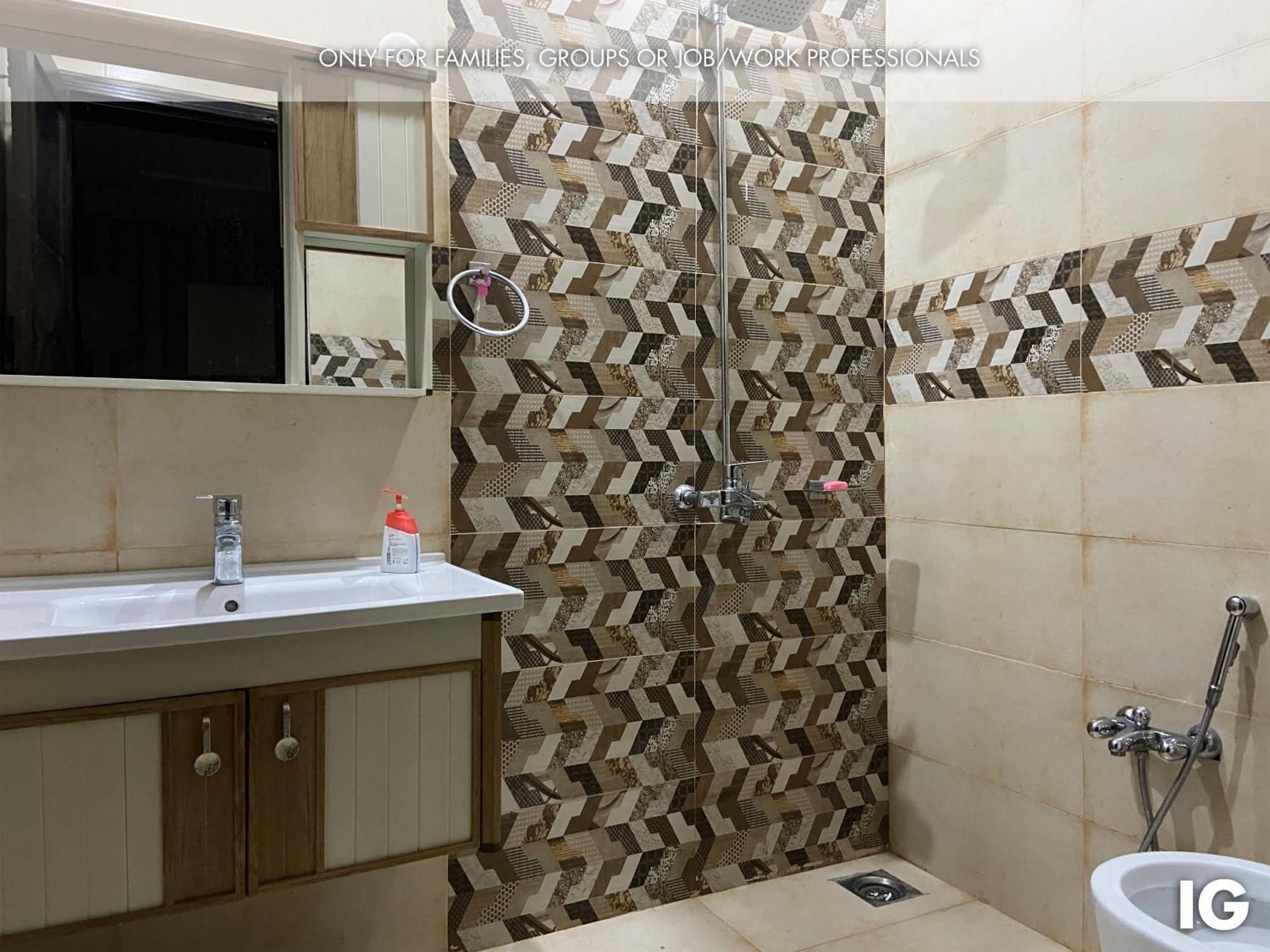 3 Bedroom Furnished Holiday Home Near Valencia Town, Lake City & Ring Road Lahore Bagian luar foto