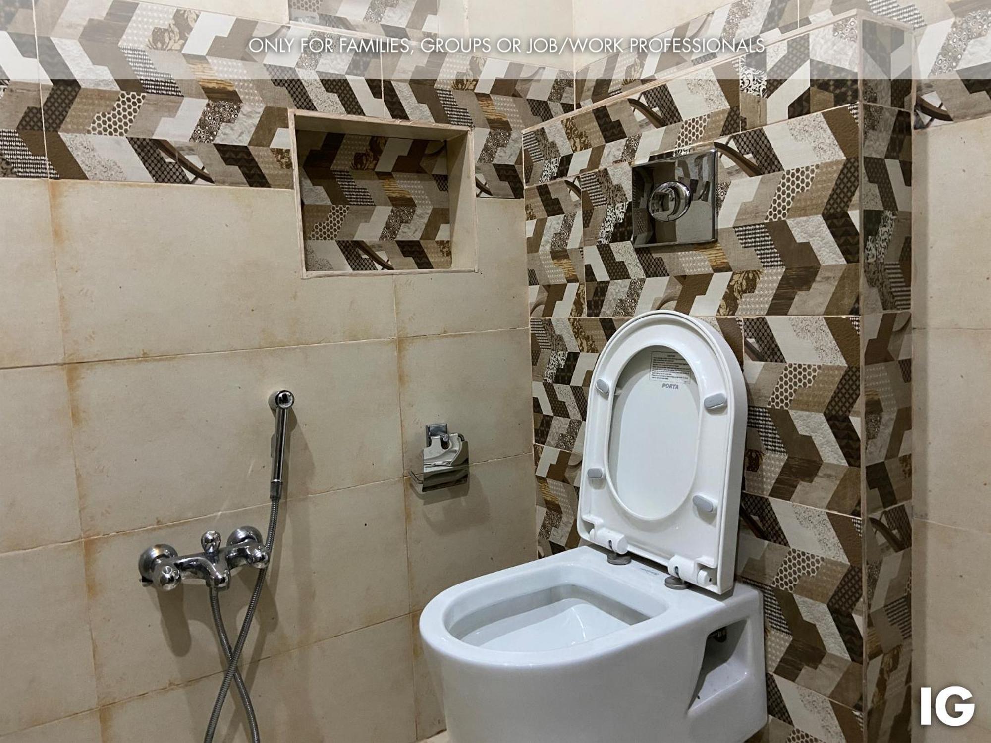 3 Bedroom Furnished Holiday Home Near Valencia Town, Lake City & Ring Road Lahore Bagian luar foto